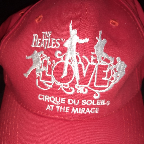 The Beatles Cirque Du Soliel LOVE, Red Cap Mirage Casino, Las Vegas - Picture 10 of 12